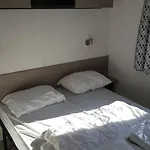 Mobile 477 Bois Dormant 4* مكان تخييم سان جان دي مونت